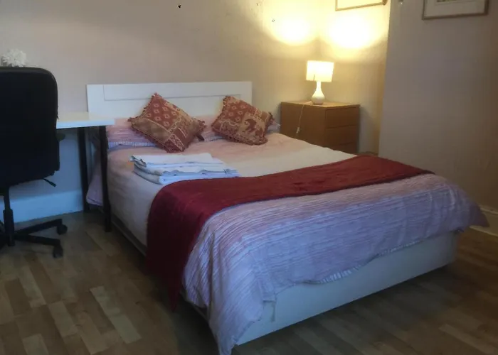 Dach Apartments - Cozy 3 Bed Apartment In Hendon