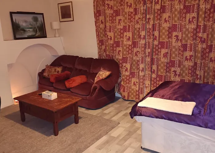 Dach Apartments - Cozy 3 Bed Apartment In Hendon