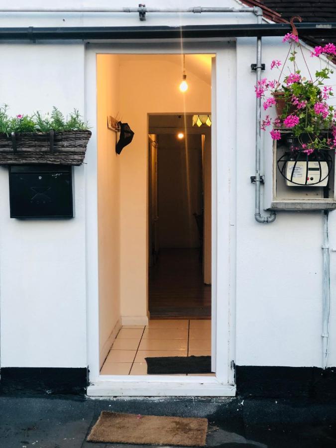 Apartment Dach - Cozy 3 Bed In Hendon *