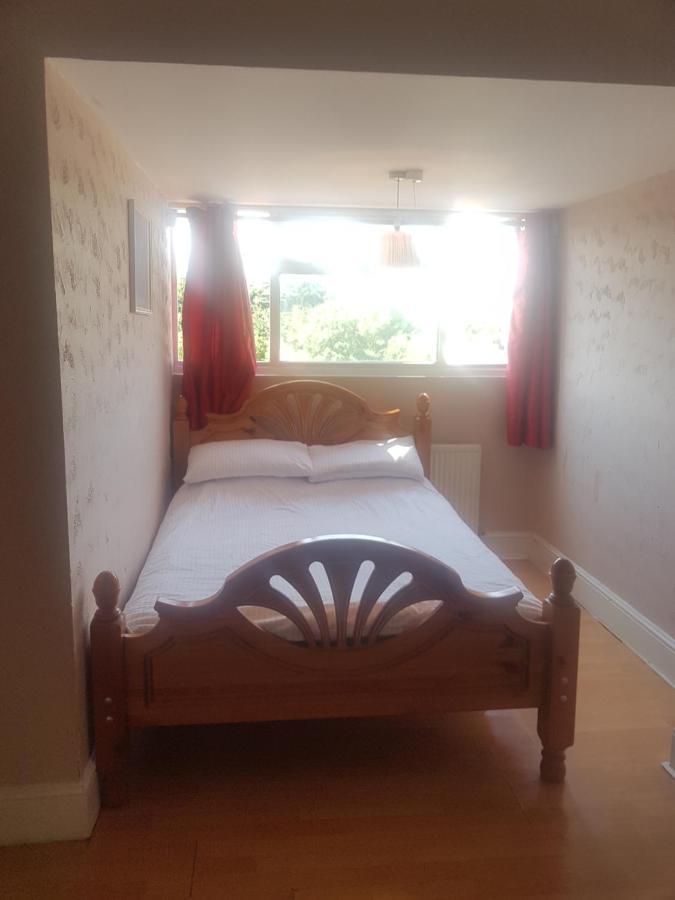 Dach - Cozy 3 Bed In Hendon Edgware