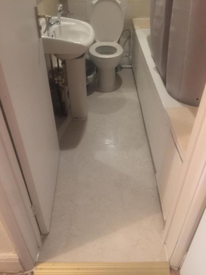 Dach - Cozy 3 Bed In Hendon Apartment *