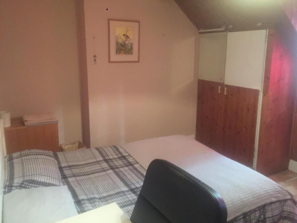 Dach - Cozy 3 Bed In Hendon Edgware