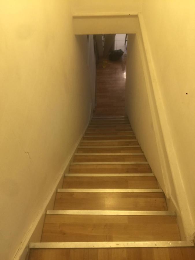 Dach - Cozy 3 Bed In Hendon *