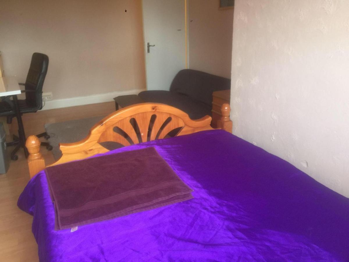 Apartment Dach - Cozy 3 Bed In Hendon *