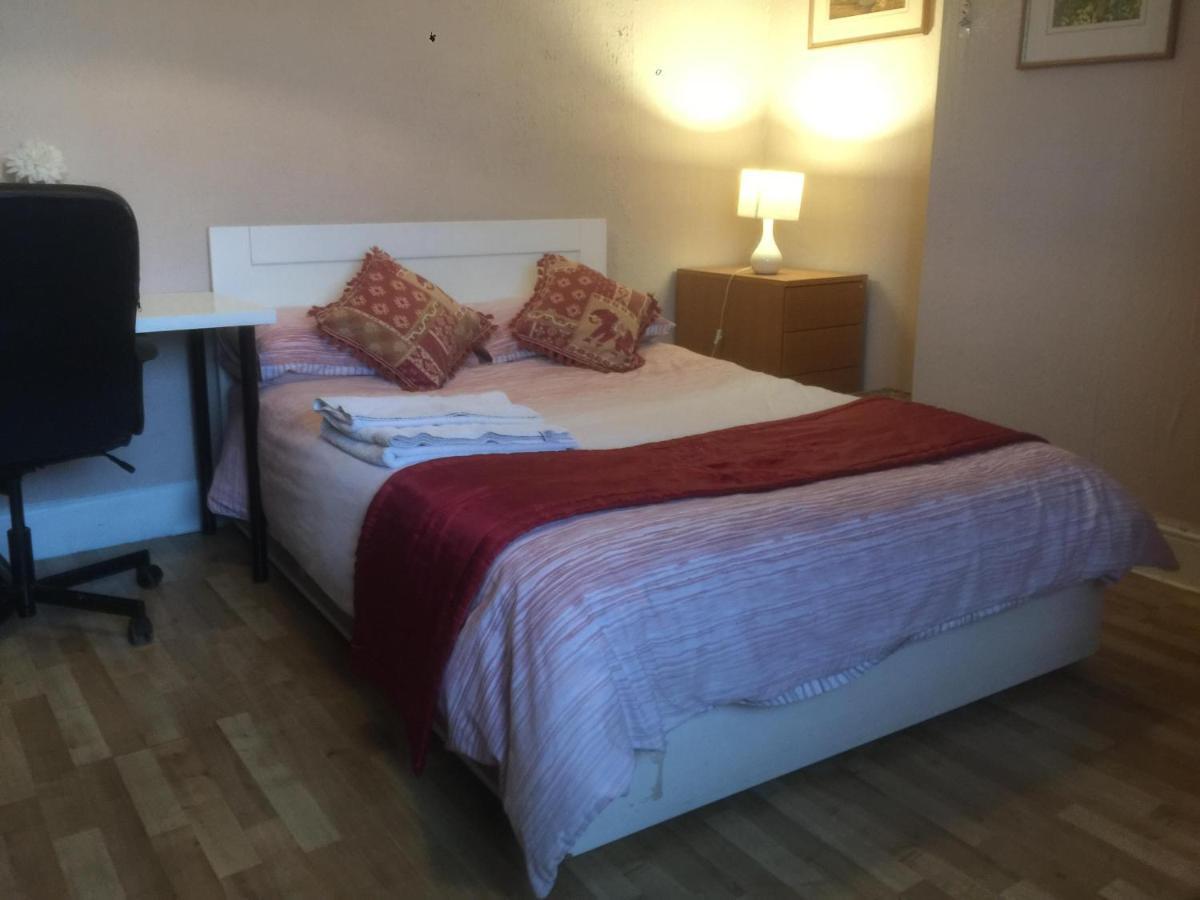 Apartment Dach - Cozy 3 Bed In Hendon