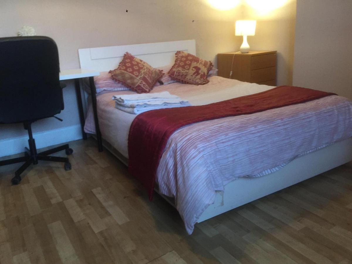 Dach - Cozy 3 Bed In Hendon