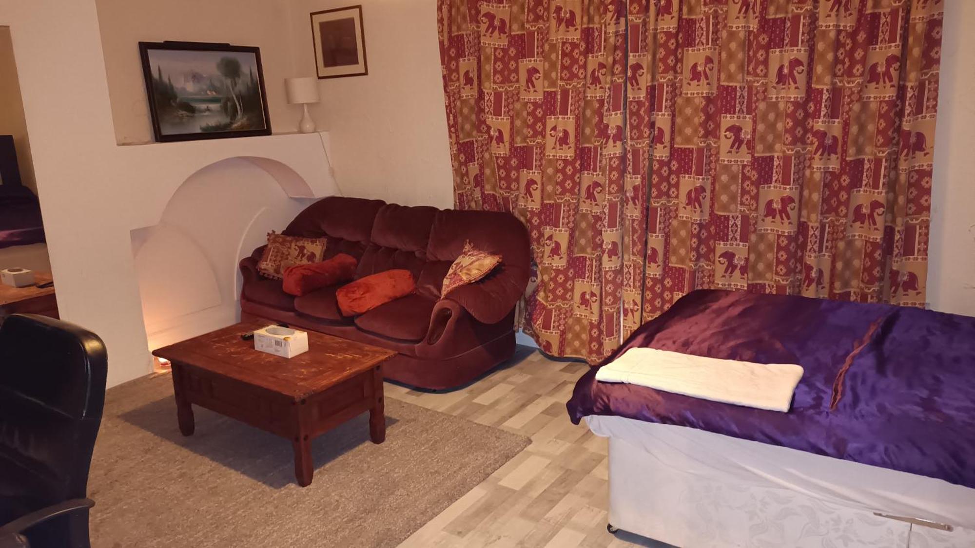 Dach - Cozy 3 Bed In Hendon Apartment